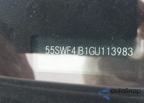 2016 Mercedes-Benz C 300 z USA, uszkodzony, nr VIN 55SWF4JB1GU113983